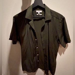 Reiss Camp Collar Short Sleeve Shirt in Olive, size small